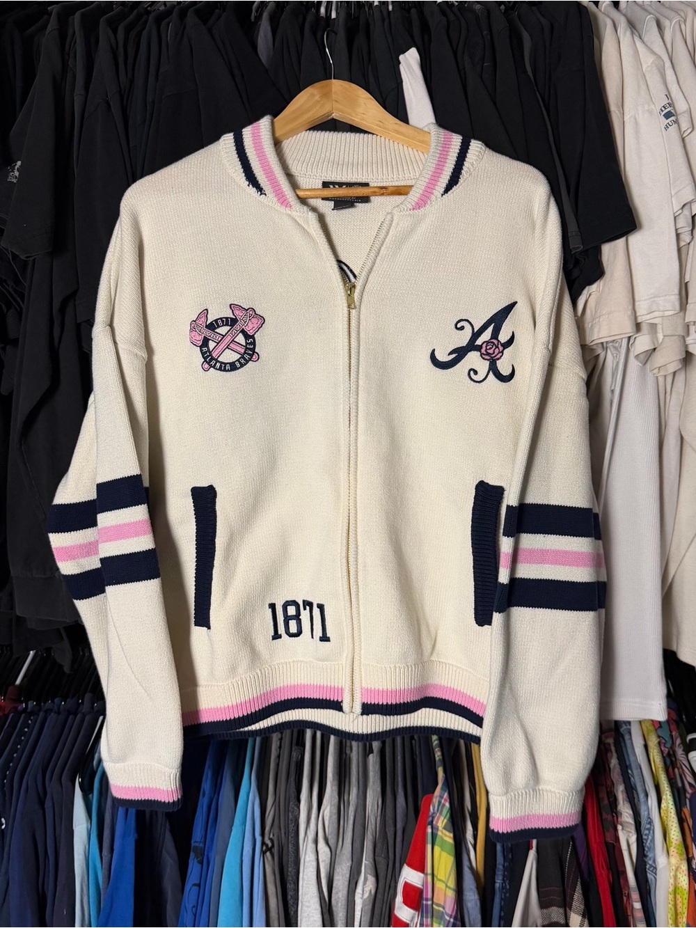 Anthropologie Atlanta Braves Knit Sweater Womens XL Cream Pink Zip Up Baseball - Picture 1 of 8